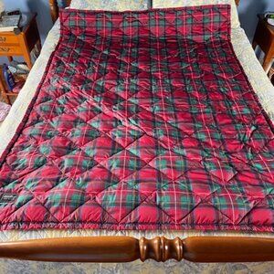 EDDIE BAUER Oversized Cardinal Tartan Plaid Down Throw